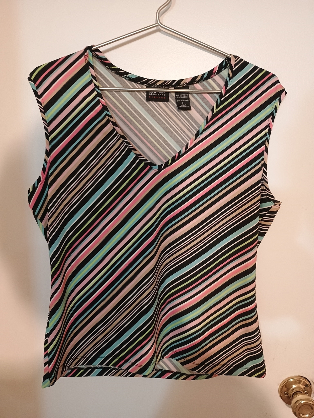 New York & Company Black Multi Diagonal Stripe V-Neck Tank